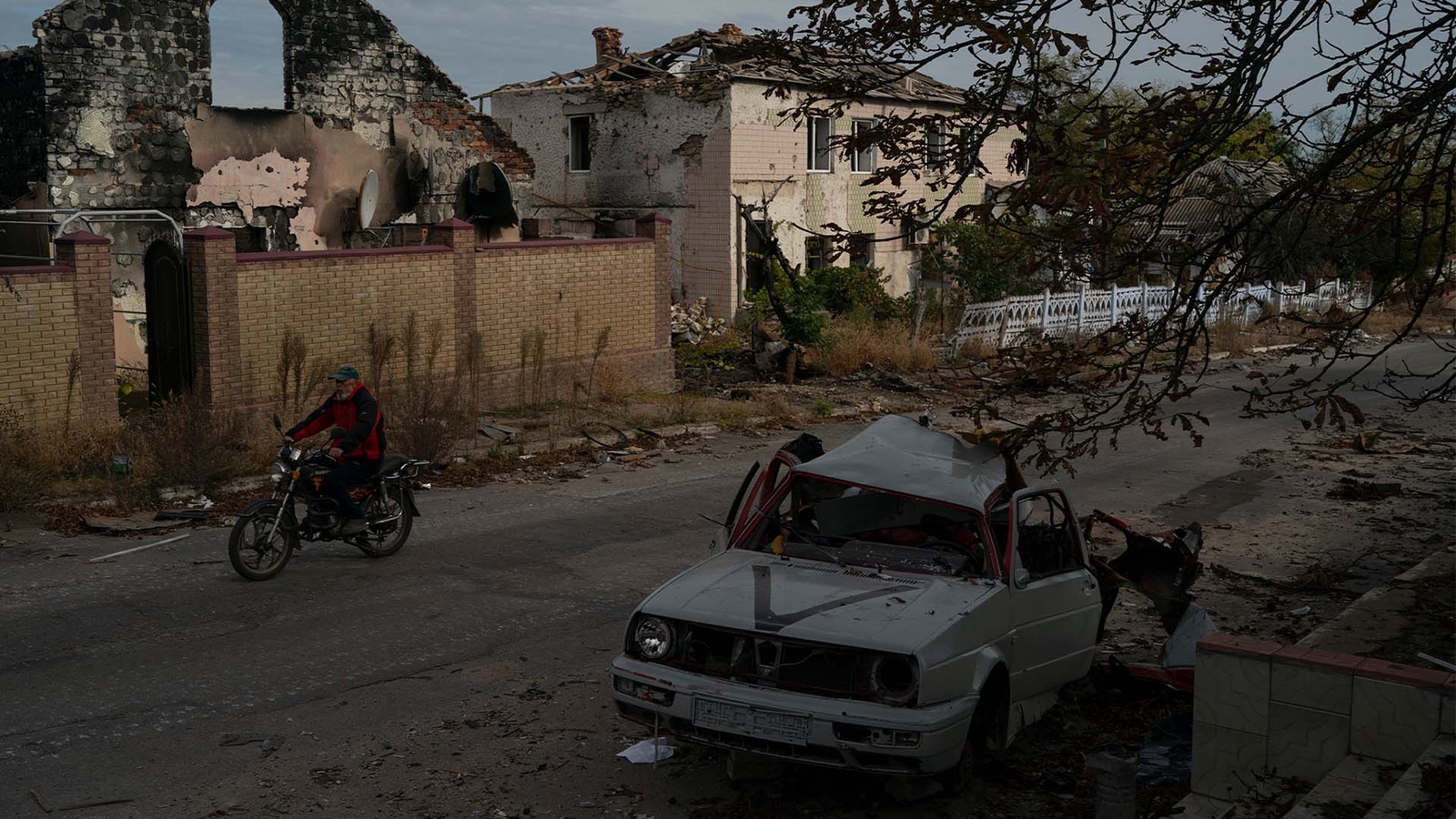 Ukraine’s Kyiv area hit by Iranian-made kamikaze drones Ukraine’s Kyiv area hit by Iranian-made kamikaze drones