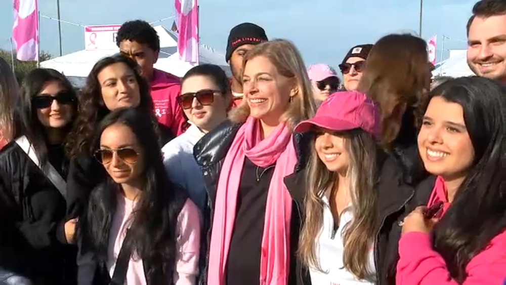 Making Strides: Twin sisters discuss having the BRCA gene