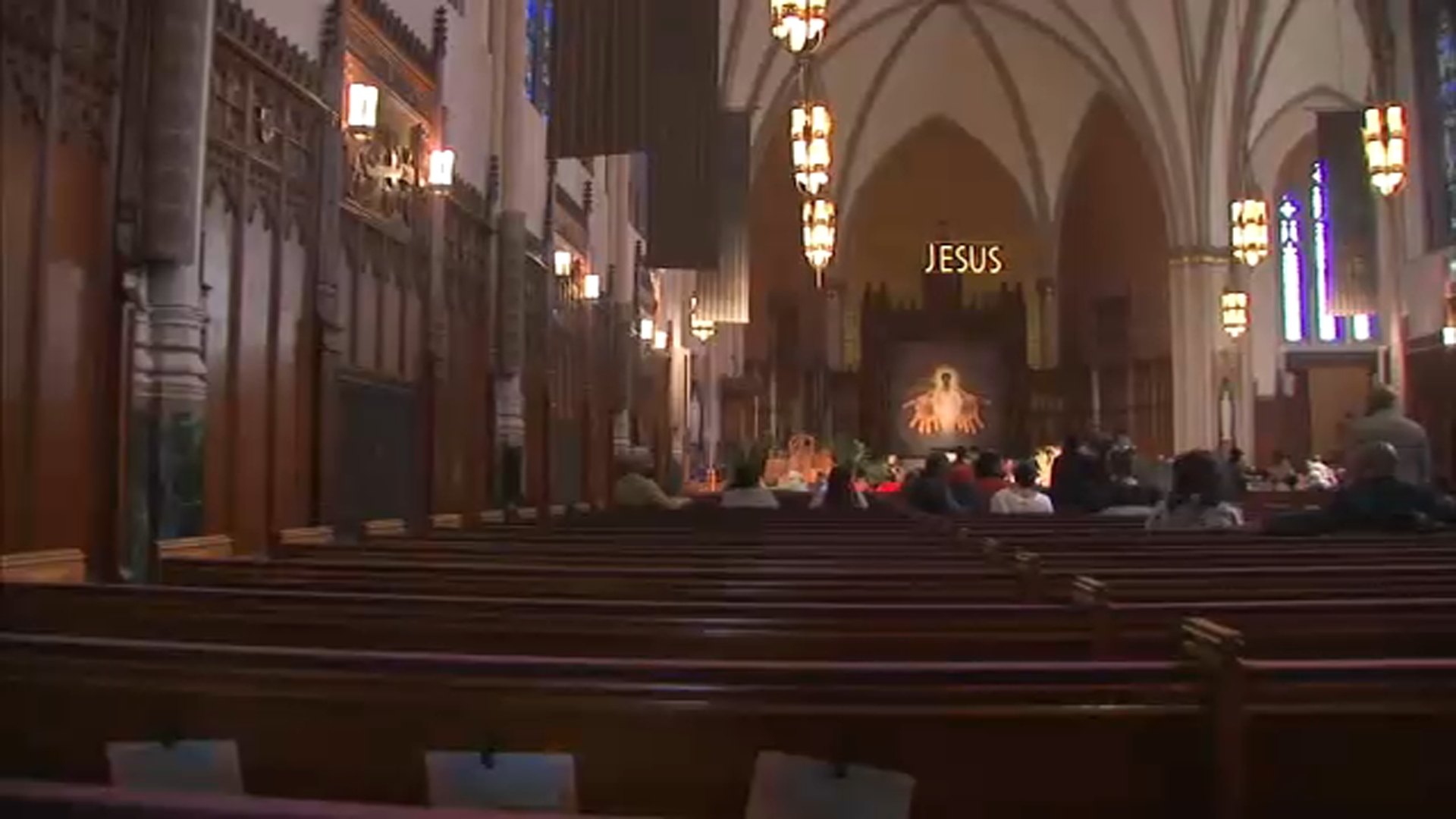 St. Sabina parishioners push back against allegation Father Michael Pfleger sexually abused child