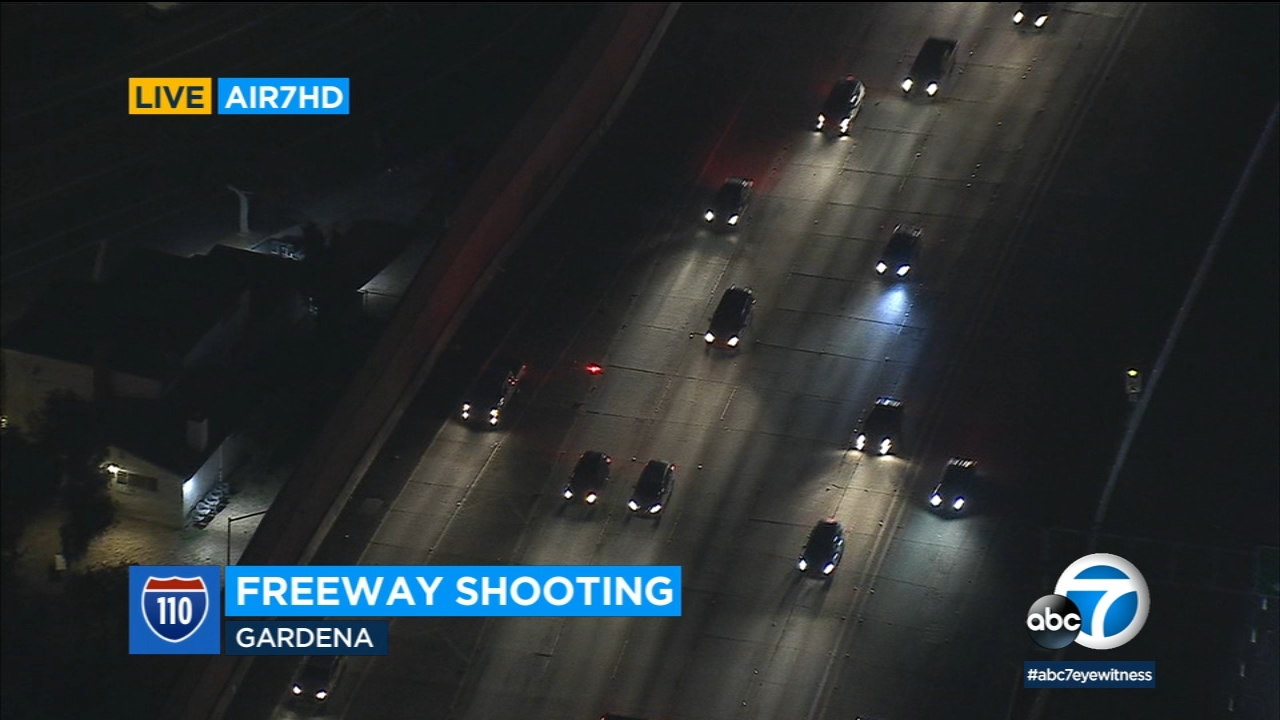 2 hospitalized after shooting on 110 Fwy in Gardena