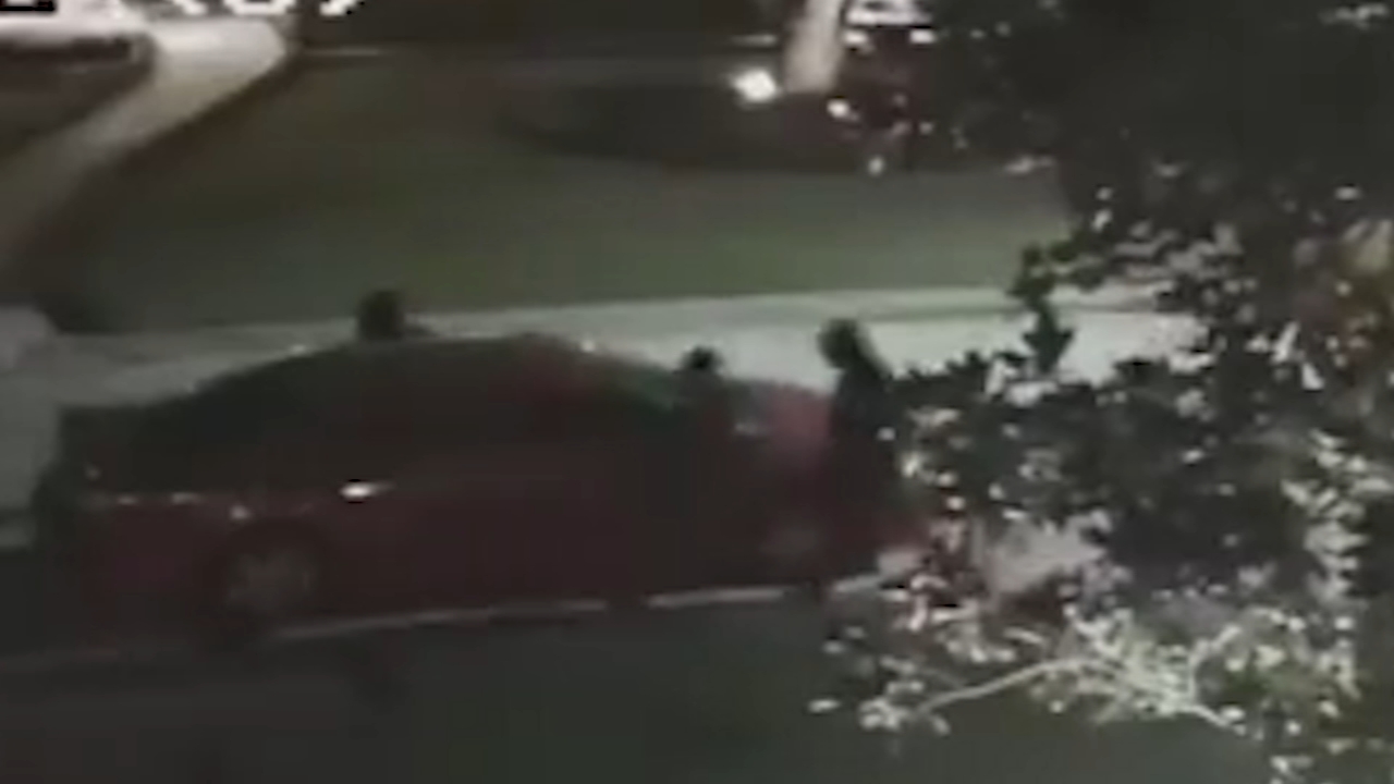 Suspects wanted robbing couple in Tanglewood home