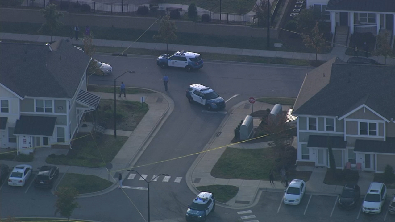 Man left with serious injuries after shooting at Raleigh apartment complex