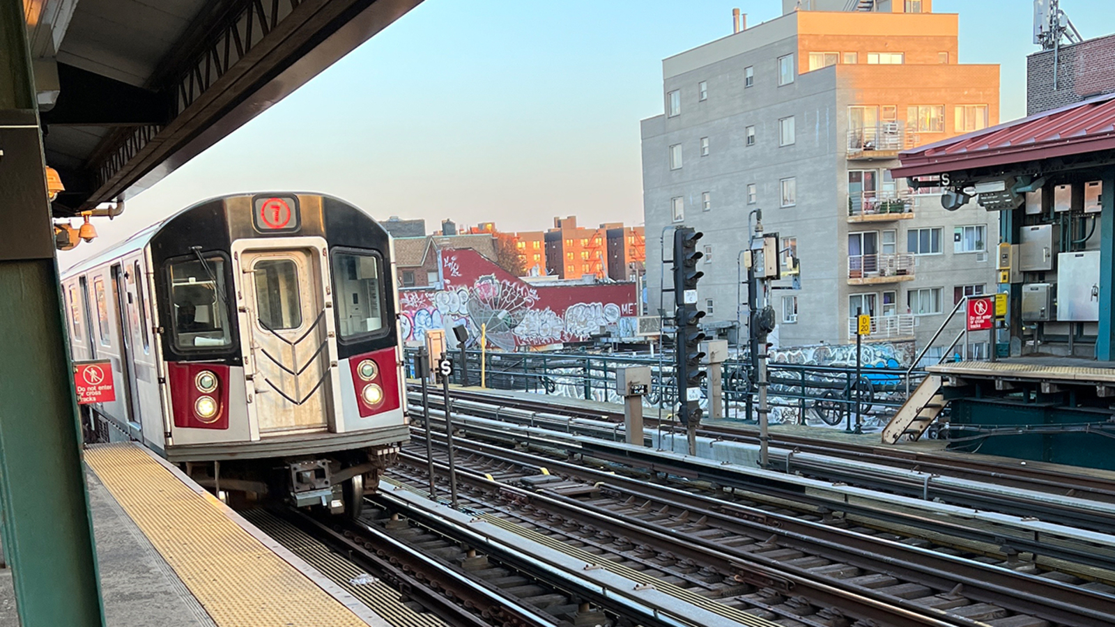 NYC Transit MTA reporting record high ontime buses, subways and