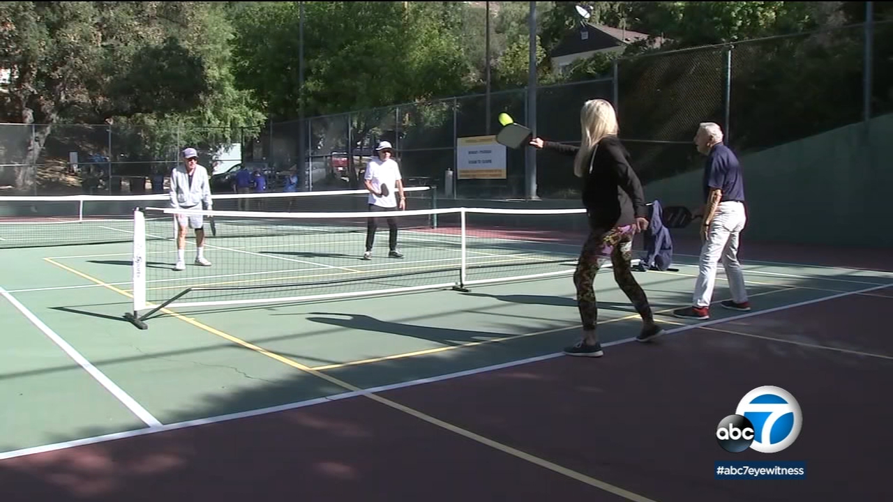 La Cañada Flintridge pickleball fans in a pickle over game's noise