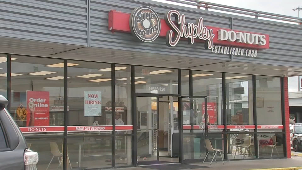 1 dead, 1 injured after alleged altercation inside of Shipley's Donuts