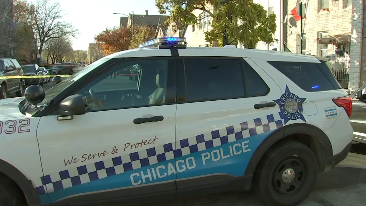 Man killed, 2 injured after shooting, crash on SW Side: officials