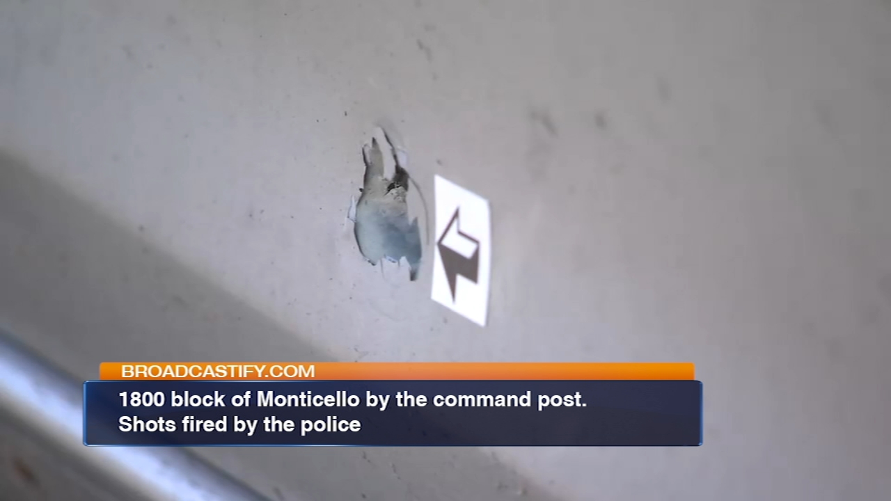 Chicago mayor's security detail fires shots at armed robbery suspect