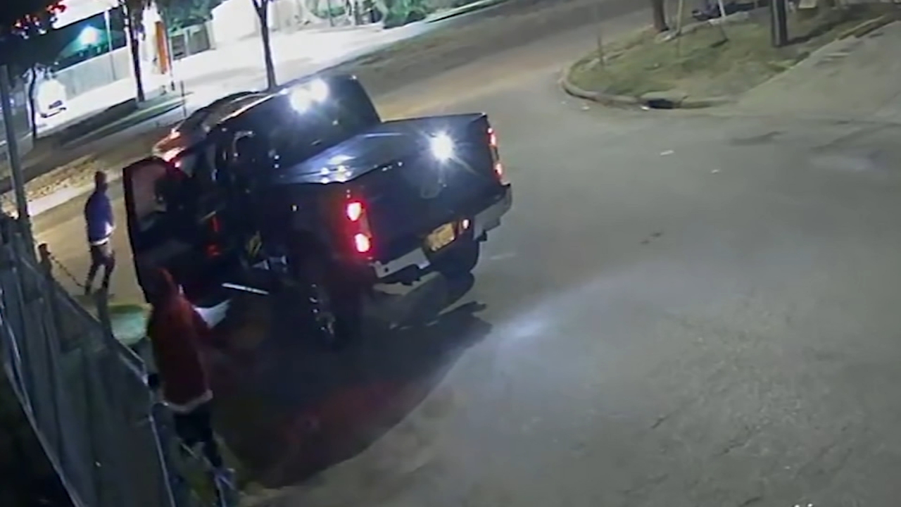Bail bondsman believes armed NE Houston robbery was inside job
