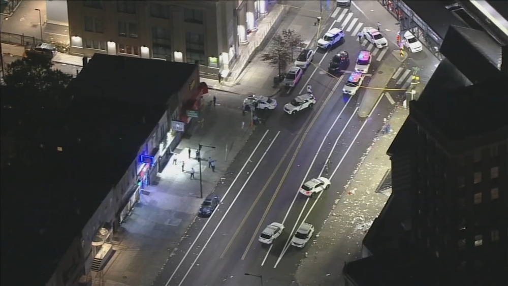 9 people shot outside bar in Philadelphia's Kensington section; multiple gunmen sought