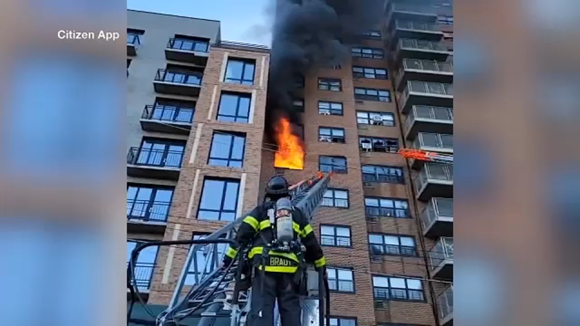 1 firefighter injured in Bronx apartment fire