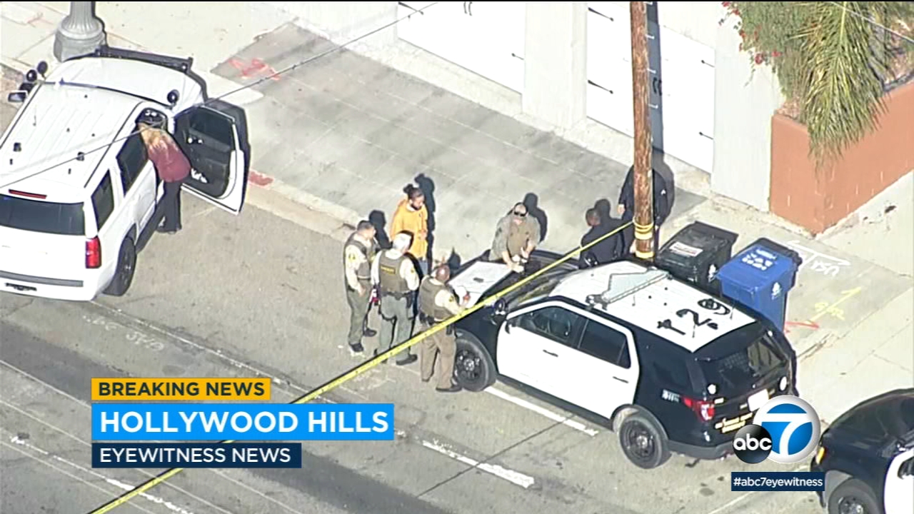 Barricaded suspect in Hollywood apartment found dead after standoff