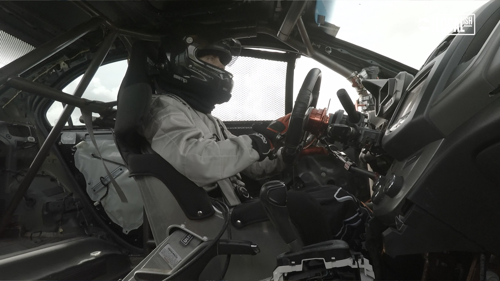 Paralyzed Iraq veteran lives life in the fast lane