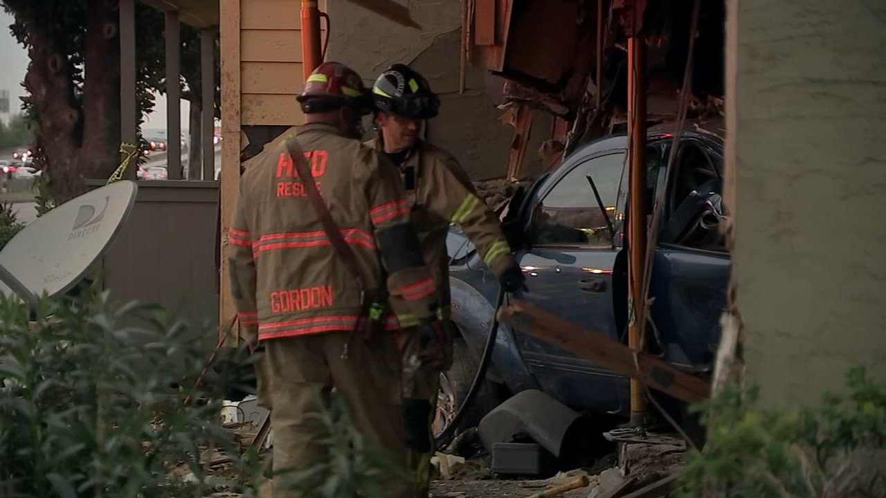 People driven from their Gulf Fwy apartments after man slams into units