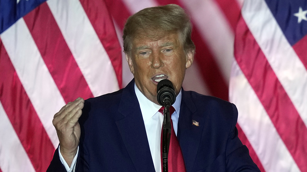Donald Trump announces 2024 presidential campaign