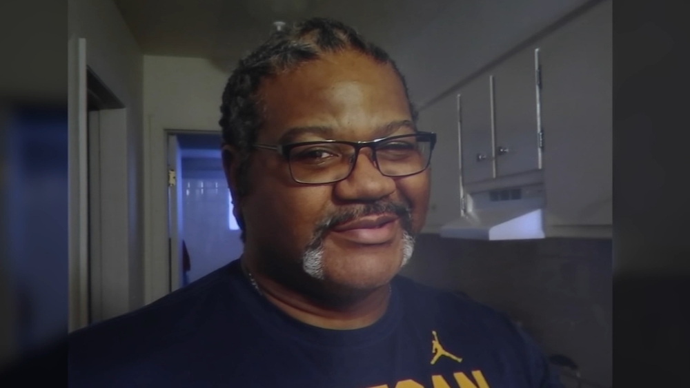 Security guard killed in mall shooting was Army veteran, grandpa