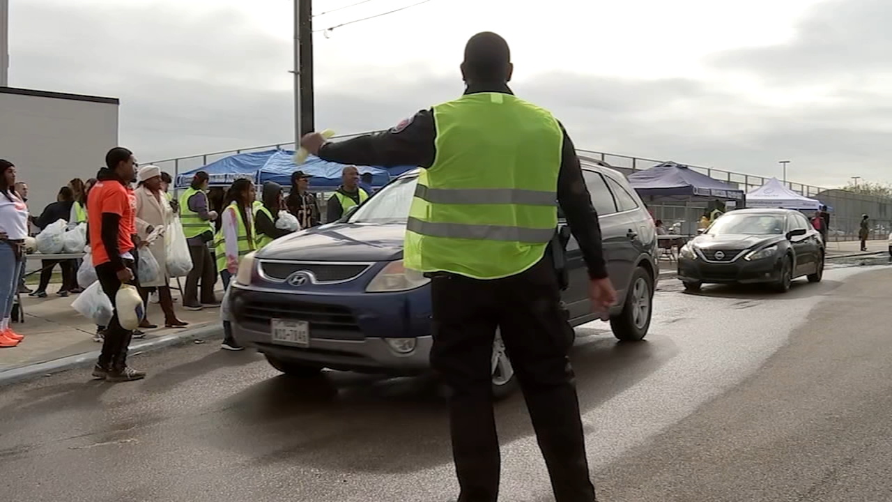 A community coming together: Thanksgiving in Missouri City