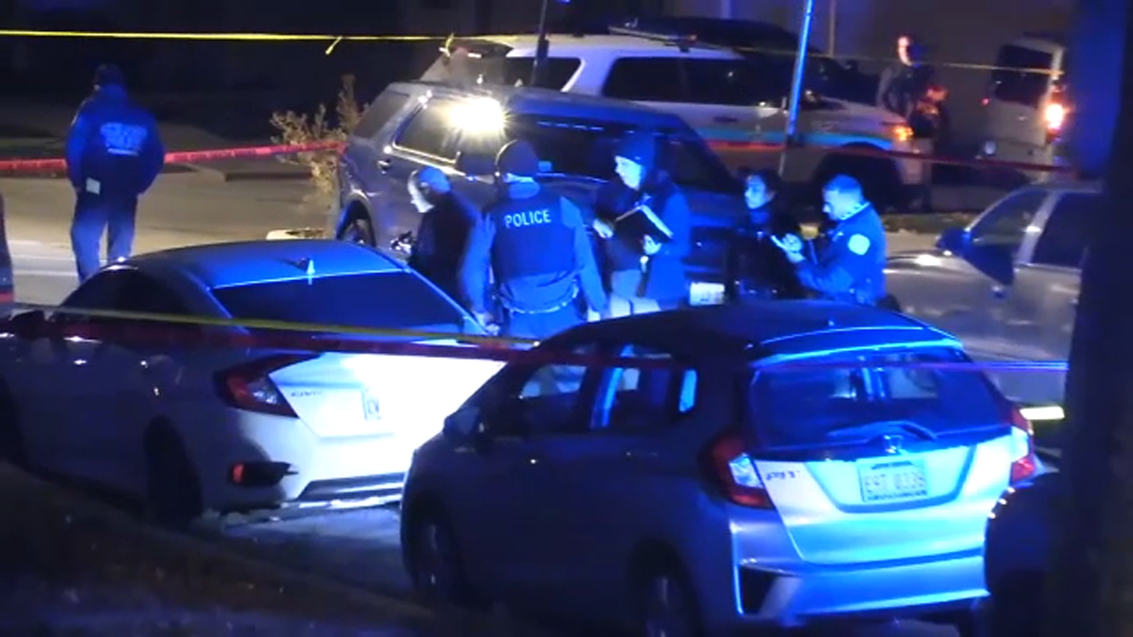 Chicago shooting leaves woman dead on Eddy Street in Avondale, CPD says