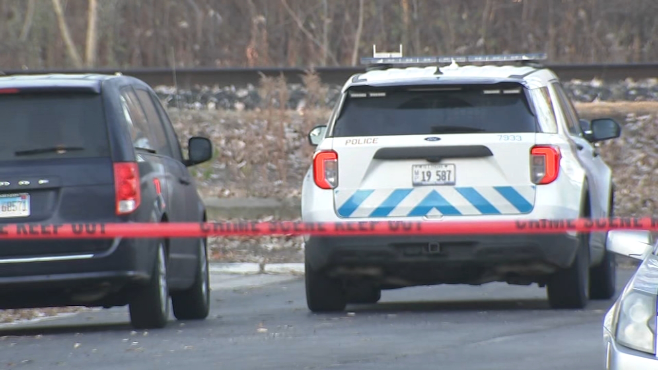 CCL holder, suspect wounded after exchanging shots in Calumet Heights