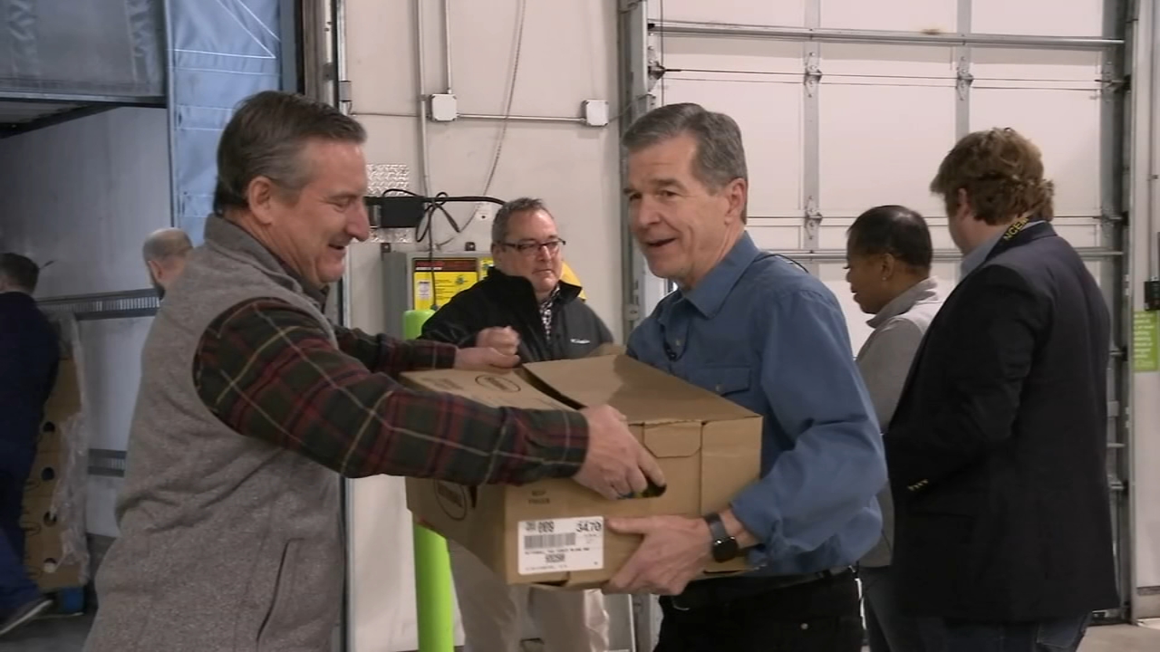 Local food bank gathers Thanksgiving meals for those in need