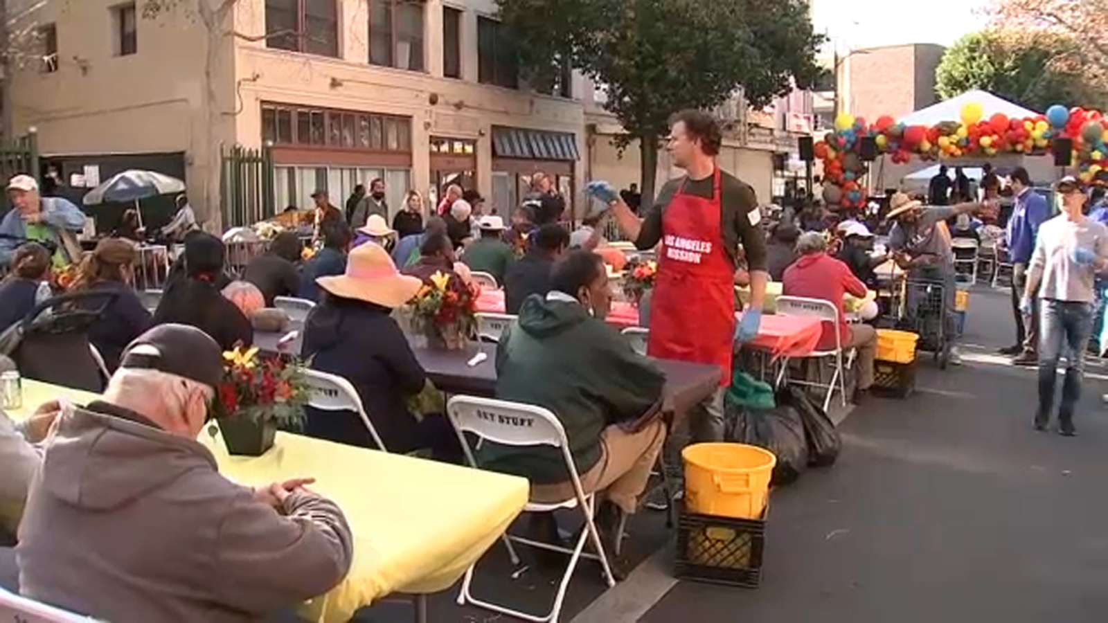 Los Angeles Mission serving 1,500 Thanksgiving meals on Skid Row