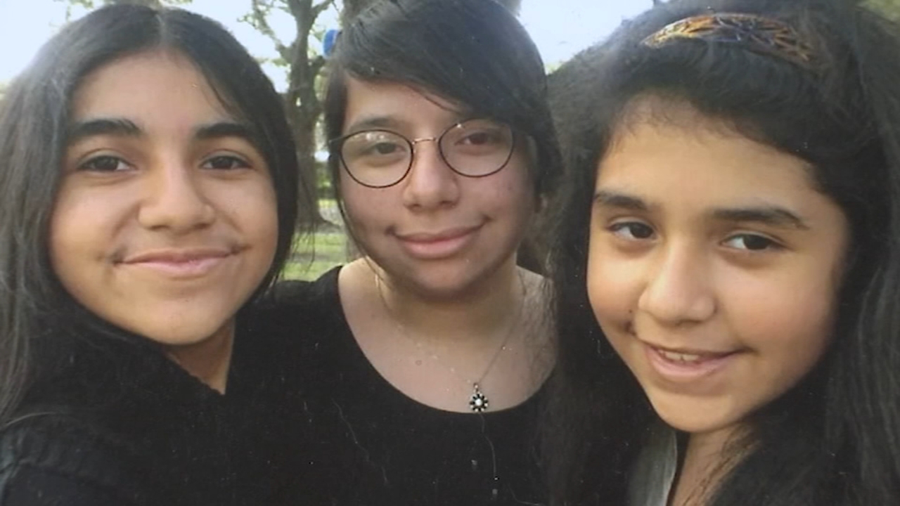 Sisters still fear their fugitive father 4 years after mother's murder