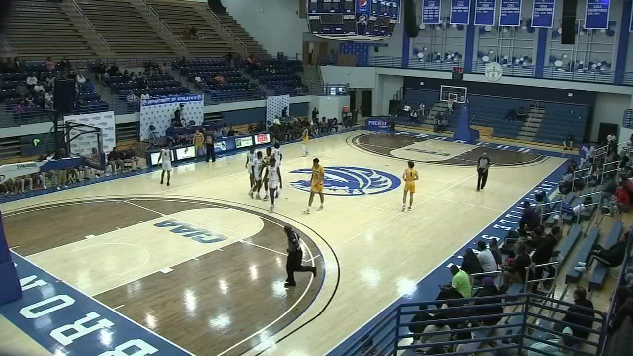 High schoolers showcase skills at Fayetteville's Hoops and Dreams