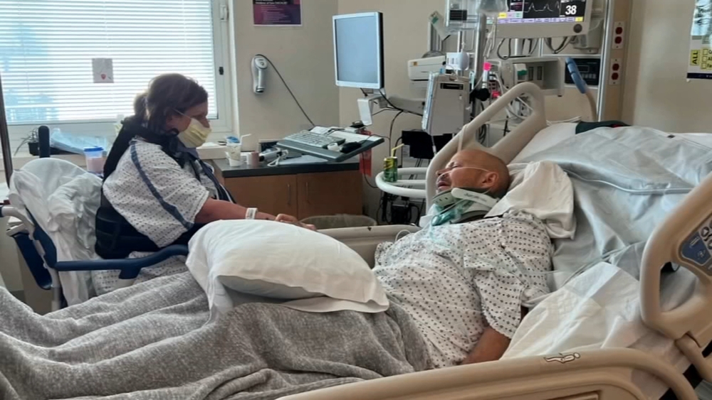Husband awakes after crash thinking it's 1993, proposes to wife again