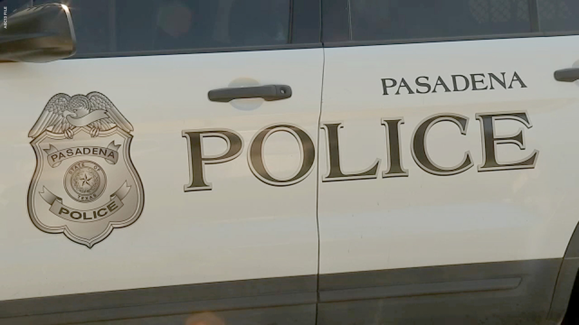 Man's estranged wife accused of hitting his car with his date inside