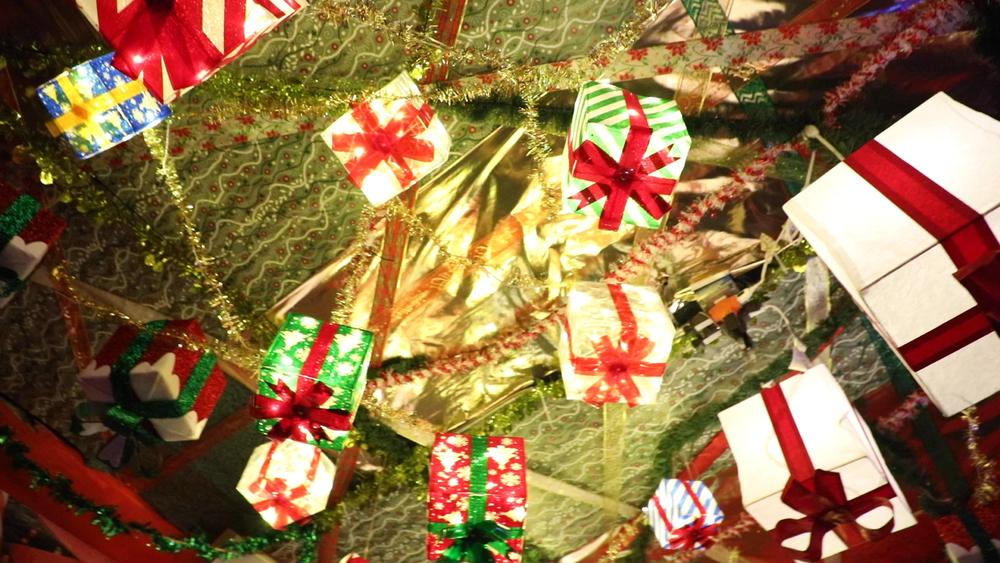 Tinsel is Philly's original Christmas bar with over 10k lights, drinks