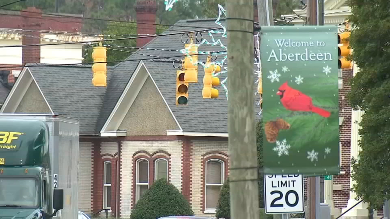 Moore County businesses struggle amid power outage