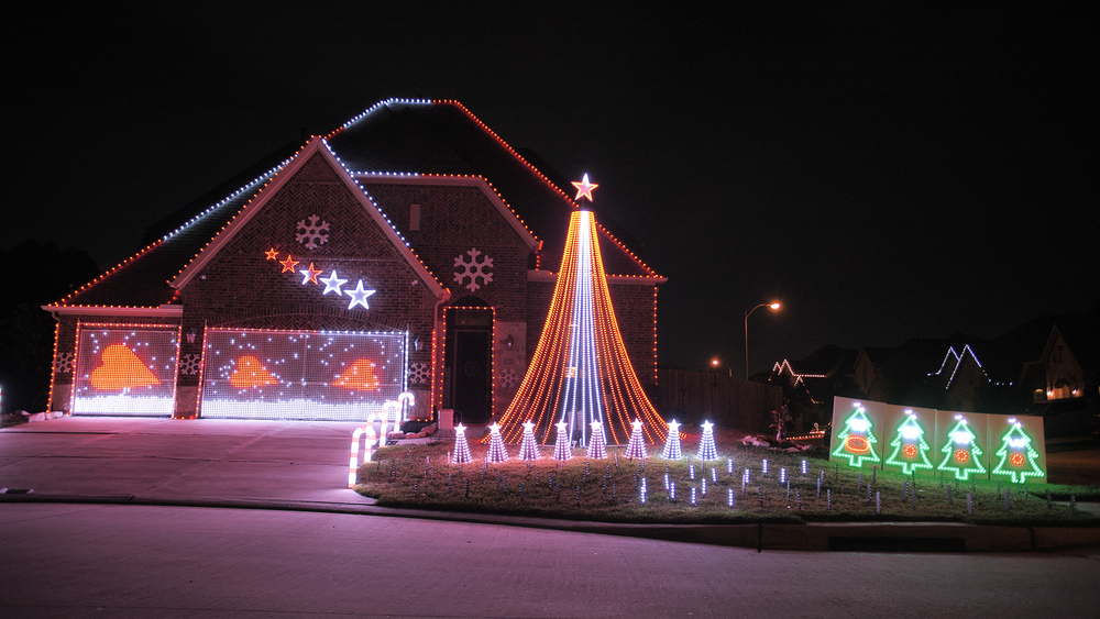 Spring father spreads joy with unique light shows