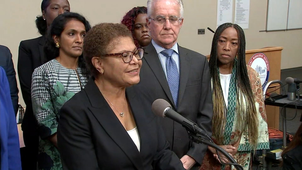 Mayor Bass declares state of emergency on homelessness