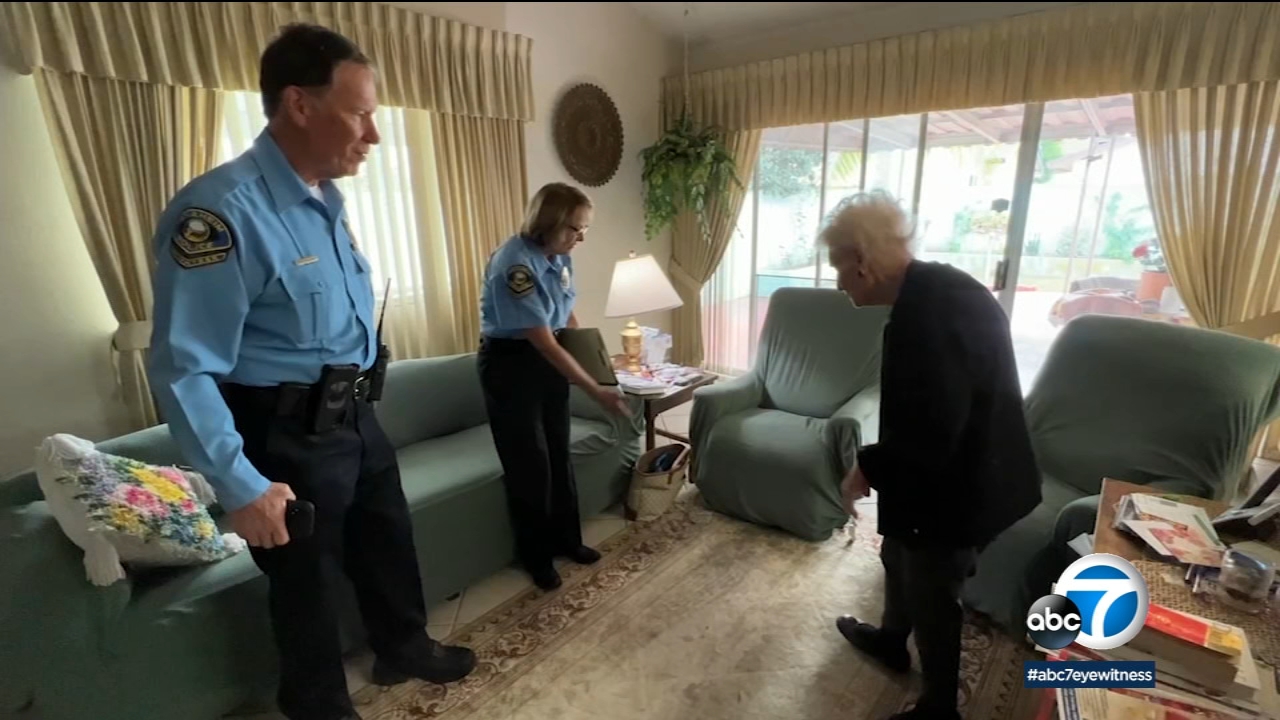 Anaheim volunteers help protect homes while residents are out of town