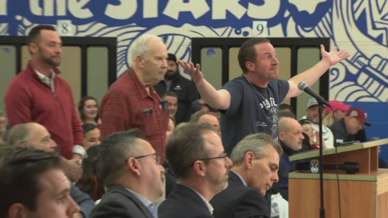 Board votes no to NJ warehouse after 3-hour meeting