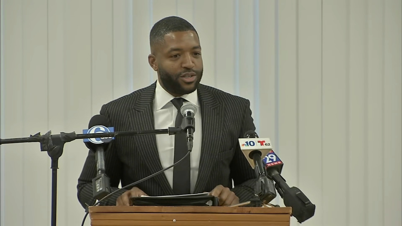 Rep. Amen Brown announces run for Philadelphia mayor