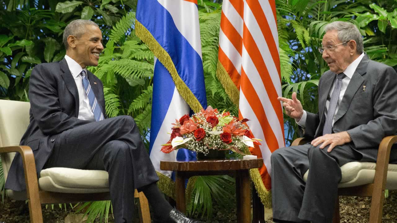 In Cuba, Obama calls for burying 'last remnant' of Cold War