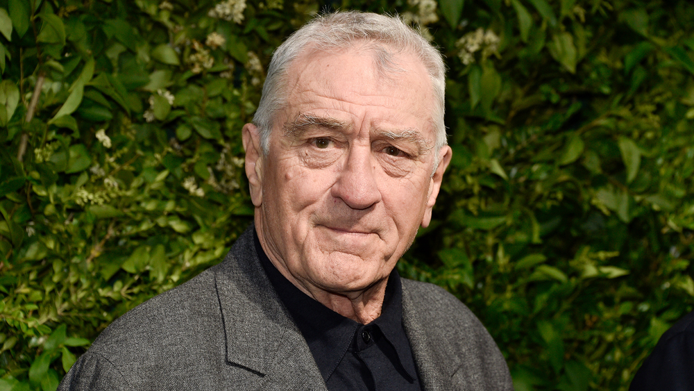 Robert De Niro's NYC townhouse burglarized while actor inside