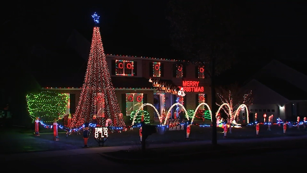 Philly home earns national acclaim for holiday lights