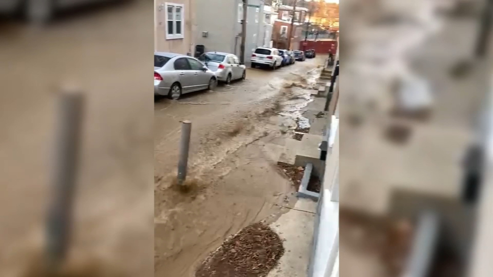 Manayunk water main breaks Water floods streets in Philadelphia
