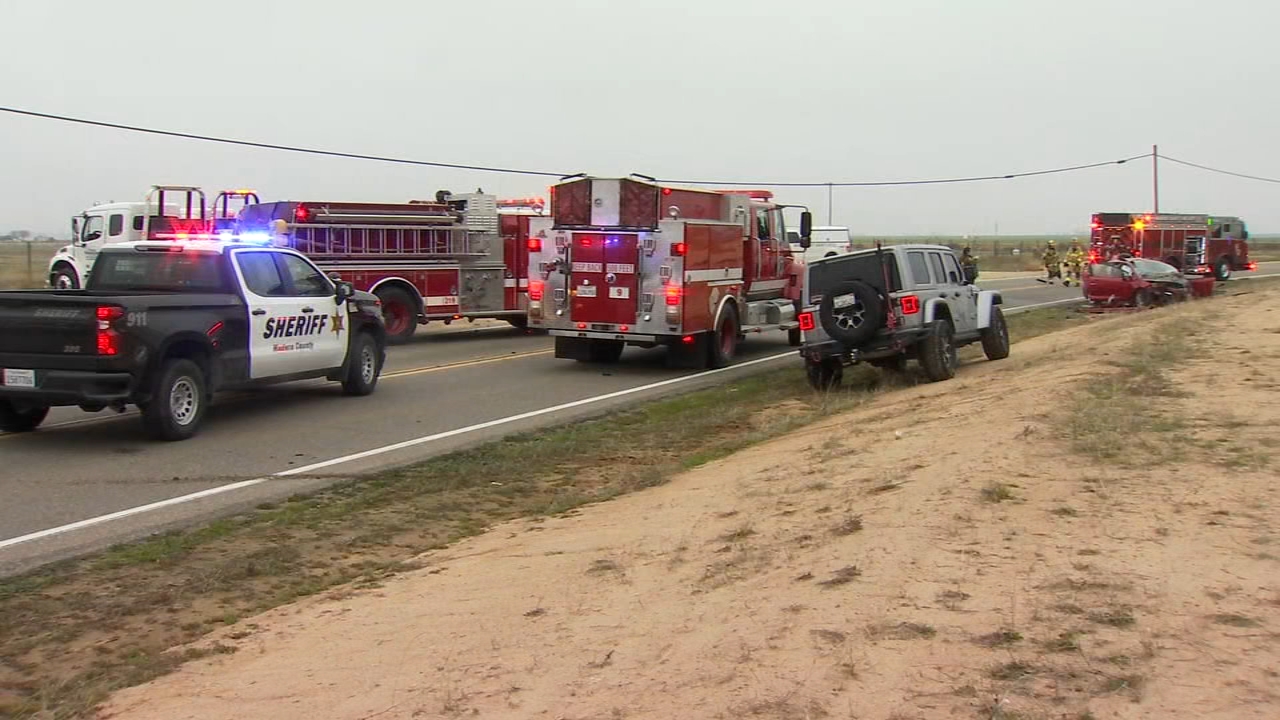 2 killed, 2 hospitalized after head-on crash in Madera County: CHP