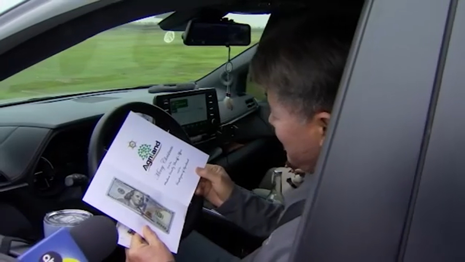 Deputies surprise drivers with cash instead of tickets in Madera County ...