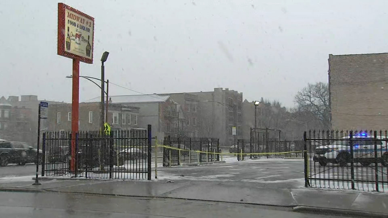 Security guard shot at South Side liquor store: CPD
