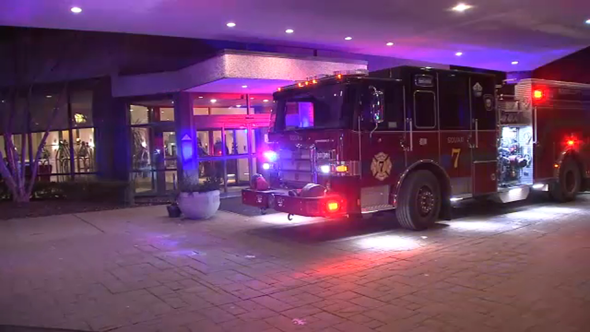 Hilton hotel in NJ evacuated after pipe bursts