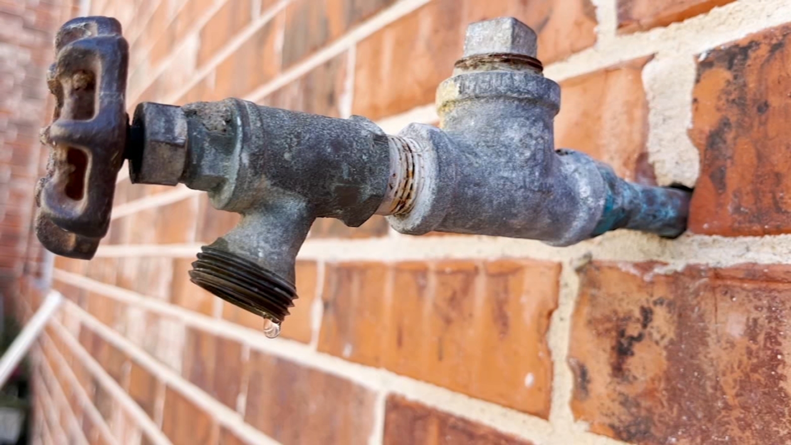 Houston area plumbers busy at work posthard freeze repairing many