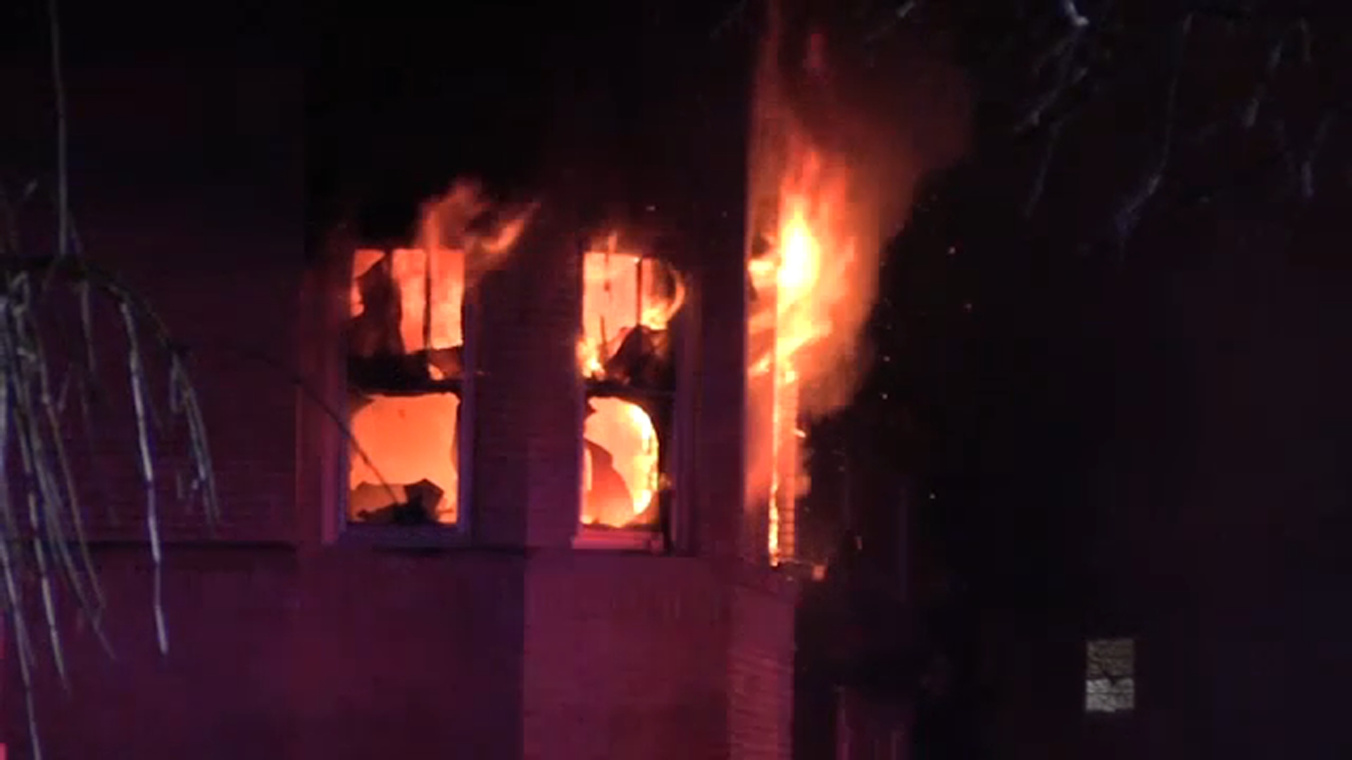 Firefighter injured in Skokie apartment fire after Christmas tree goes up in flames