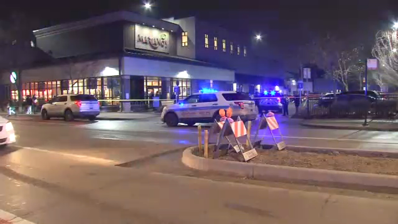 Chicago shooting today SWAT responds to Ukrainian Village grocery