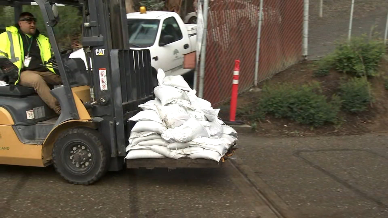 Sandbags in high demand across Bay Area as residents prepare for storm