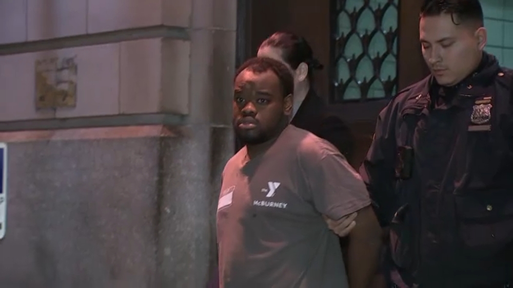 Man arrested in attempted rape of woman on 2 train in Manhattan