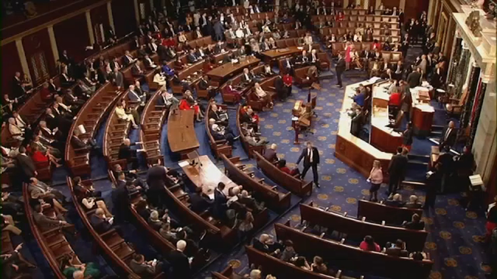 McCarthy falls short in votes again, House adjourns without speaker for ...