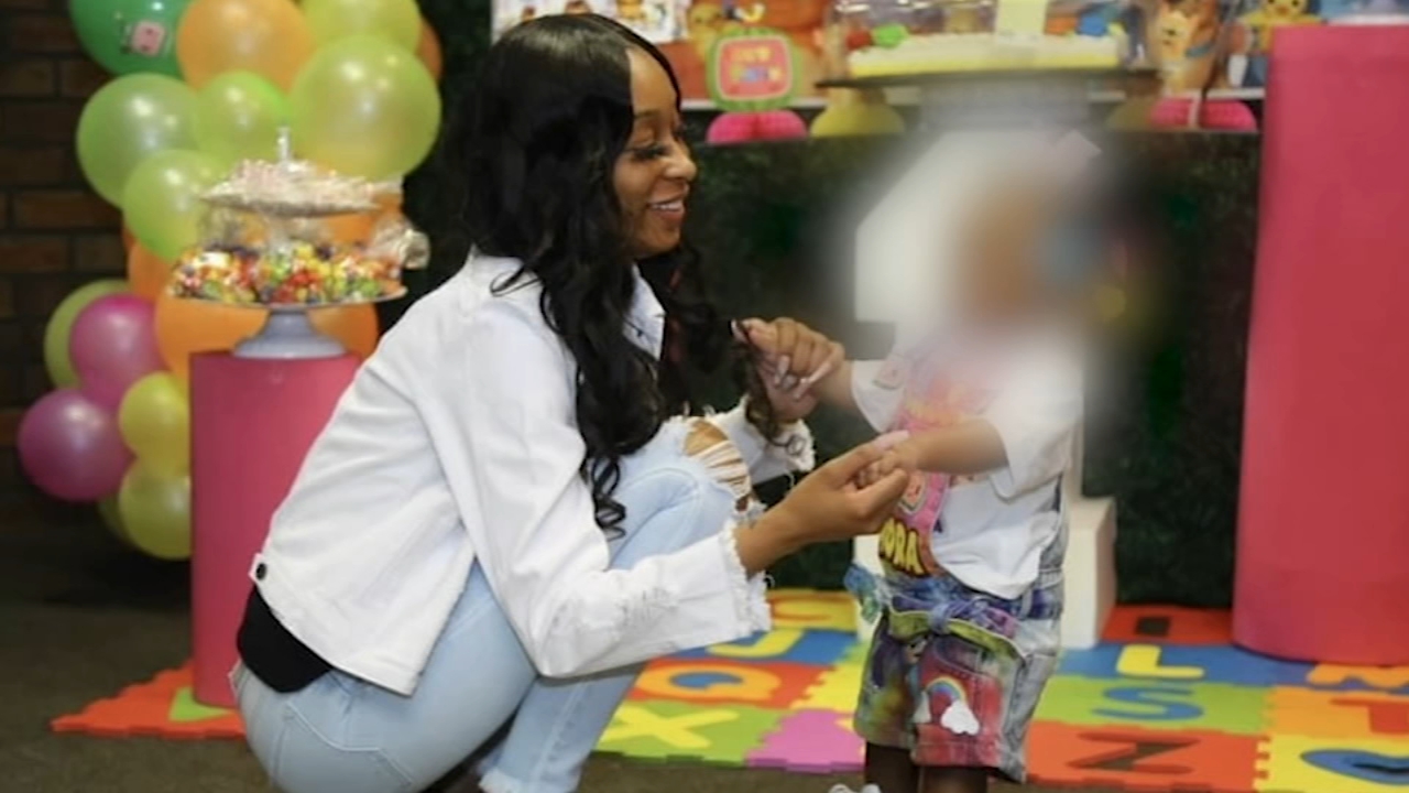 Joliet mom found shot to death in car, toddler unharmed
